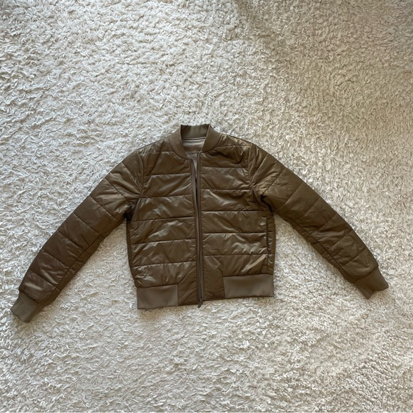 Lululemon Reversible Non-Stop Bomber Jacket - Picture 3 of 6